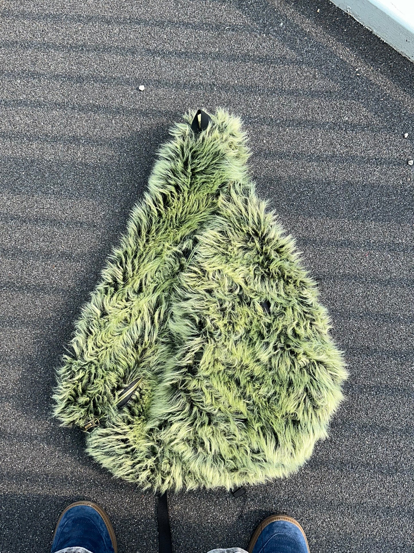 Fluffy Sling Bag(Dirty Green)