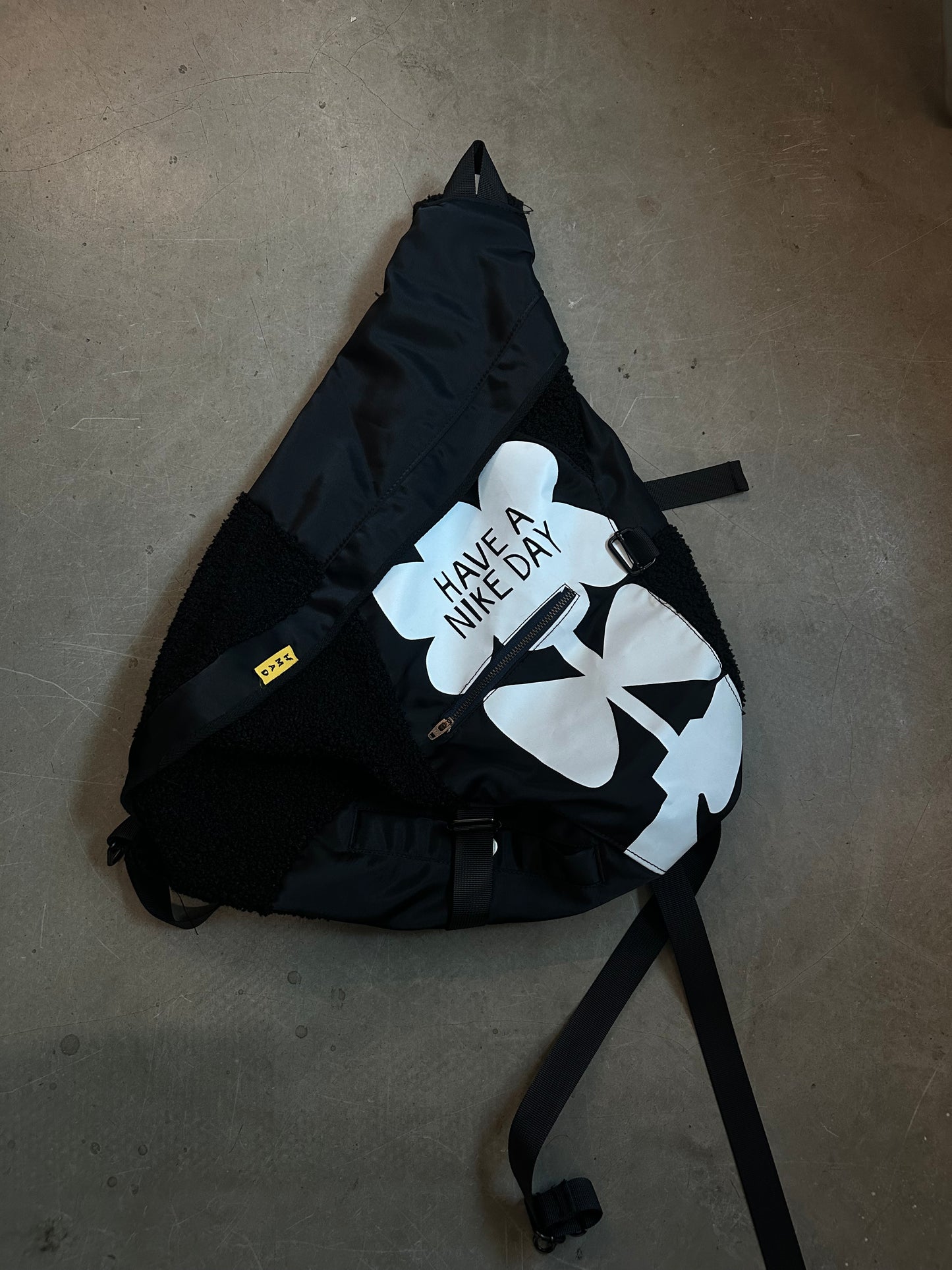 Remake Sling bag