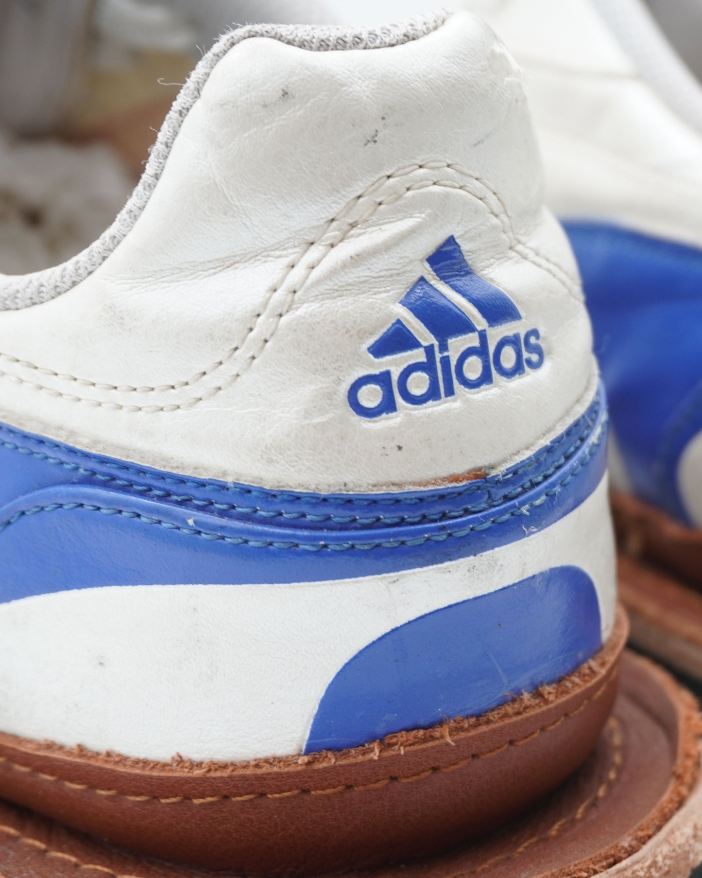 Adidas Inverted Remake shoes (silver)