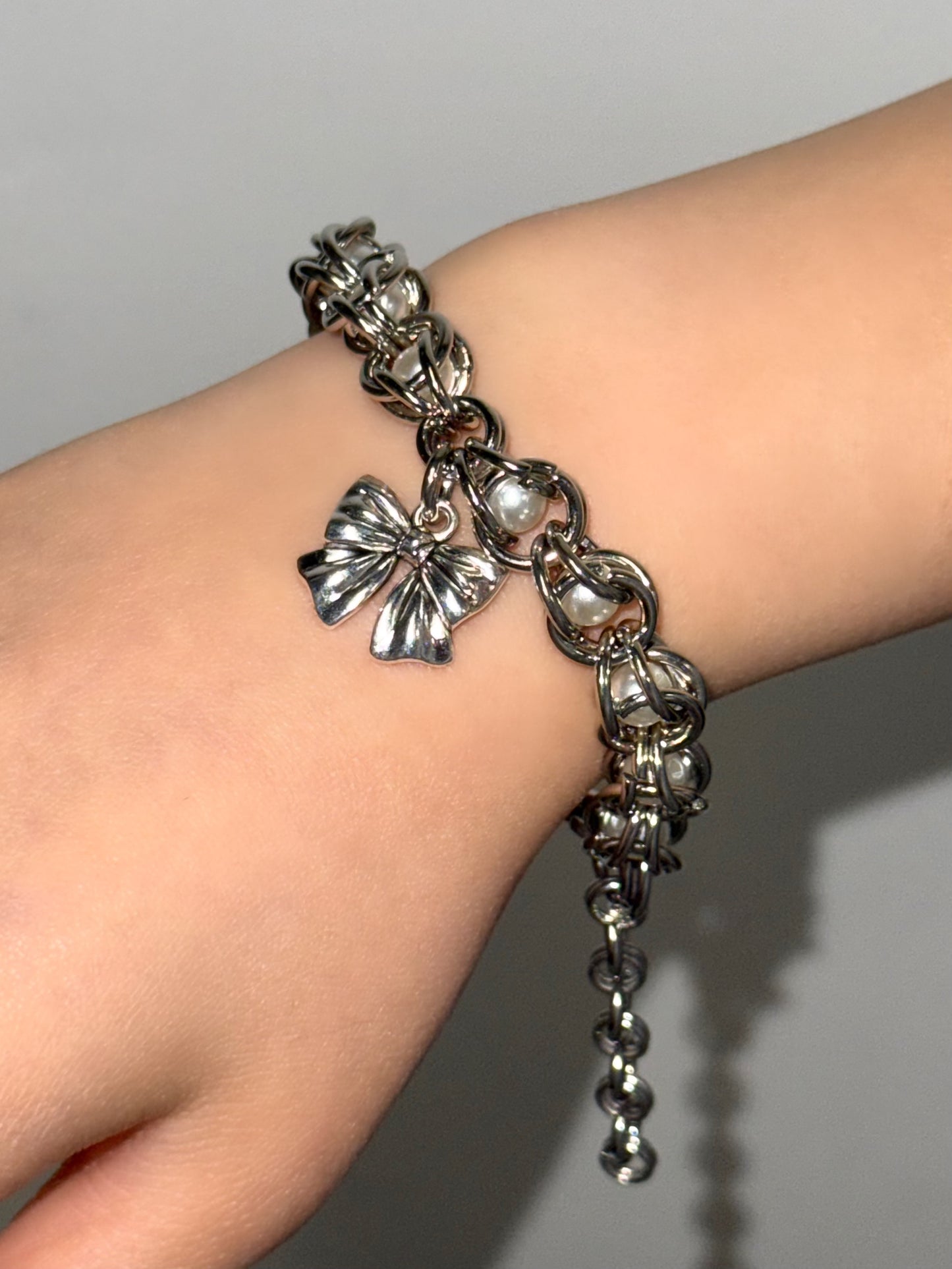 Rosette Chainmail Bracelet with Pearl (pre-order)