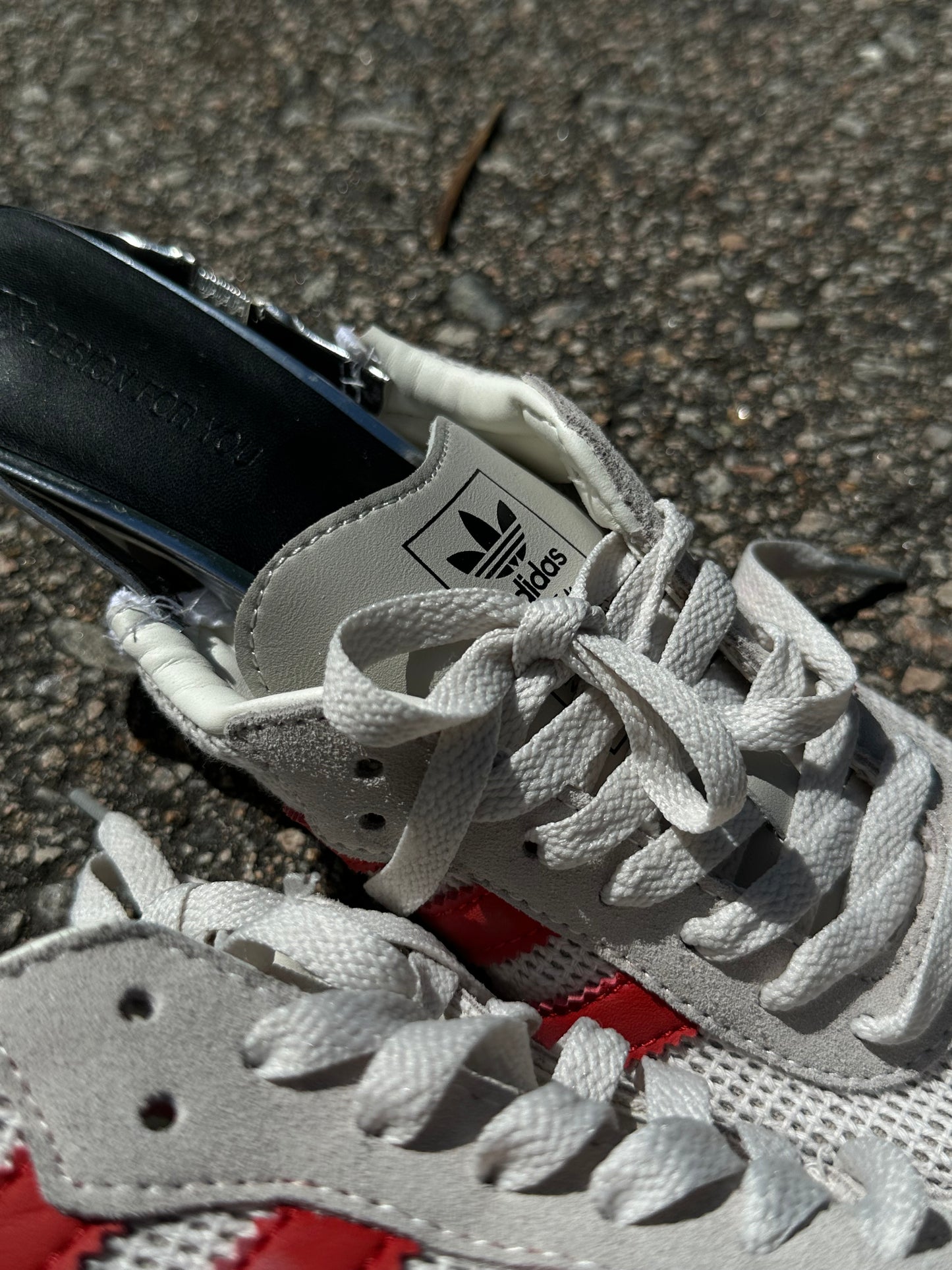 Adidas high heel (紅