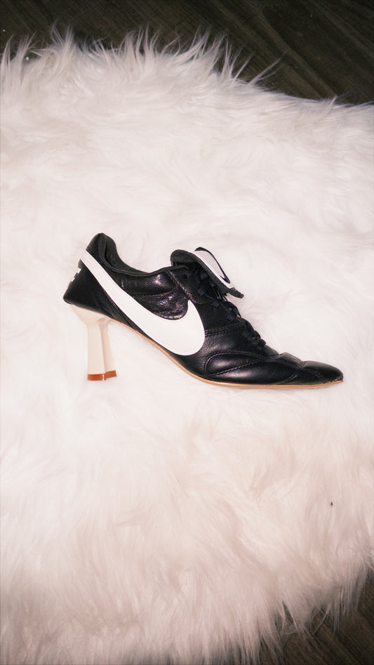 Nike high heels (Black)
