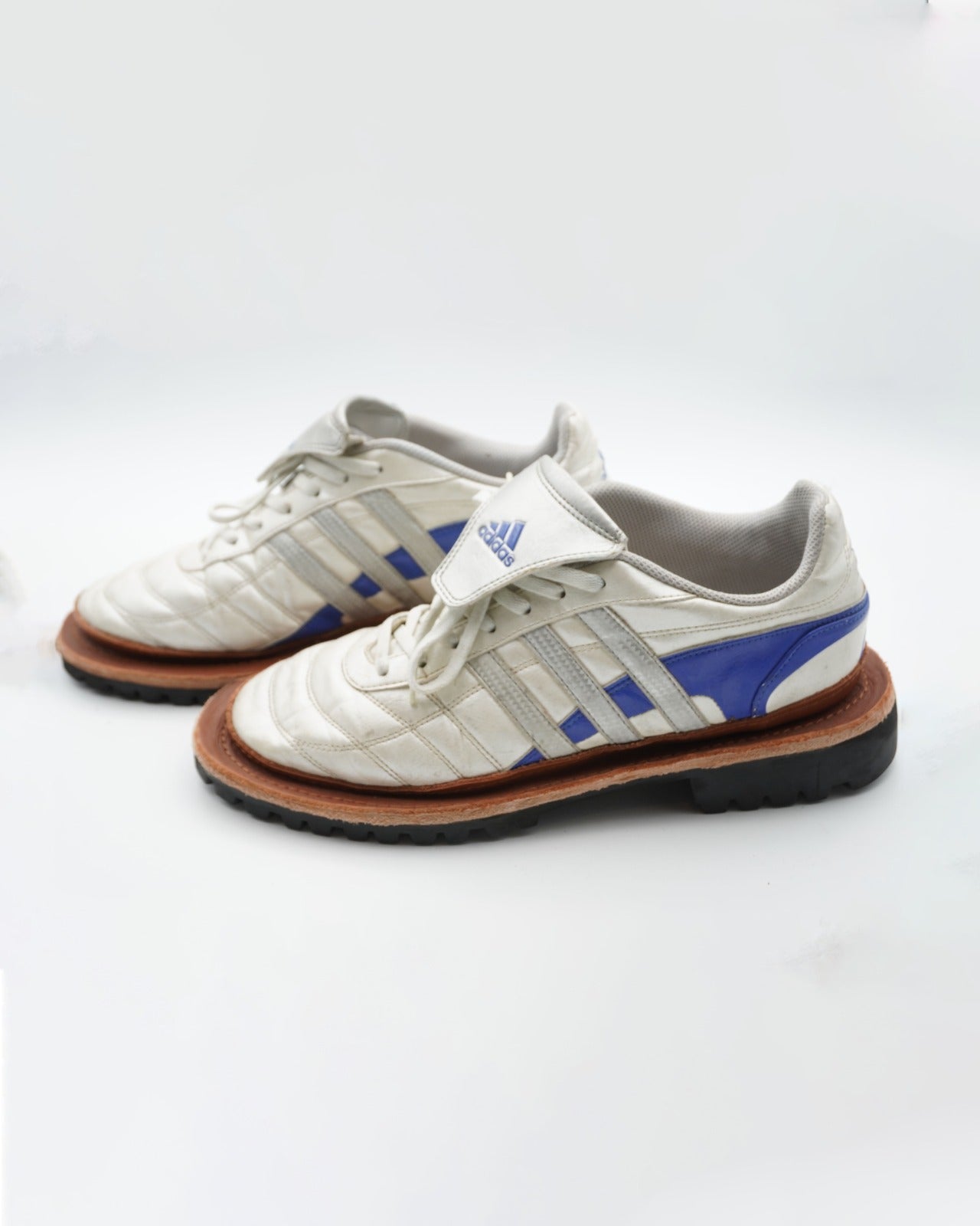 Adidas Inverted Remake shoes (silver)